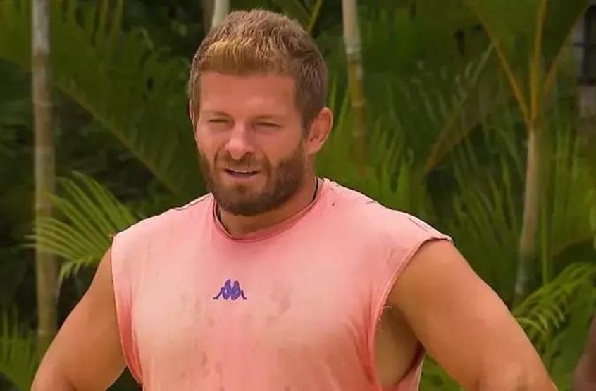 Survivor’dan elenen yarışmacı belli oldu İsmail ile Sedat düelloda karşılaştı İşte adaya veda eden isim...