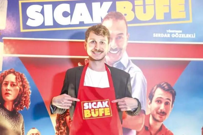 Sıcak Büfe güldürmeye hazır İzleyenlerden beğeni topladı