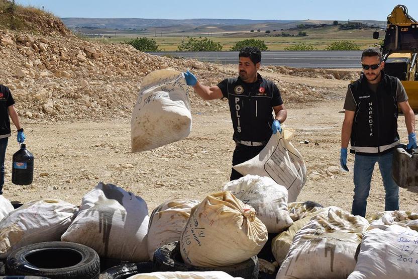 Batmanda ele geçirildi, yakılarak imha edildi Tam 2 ton...
