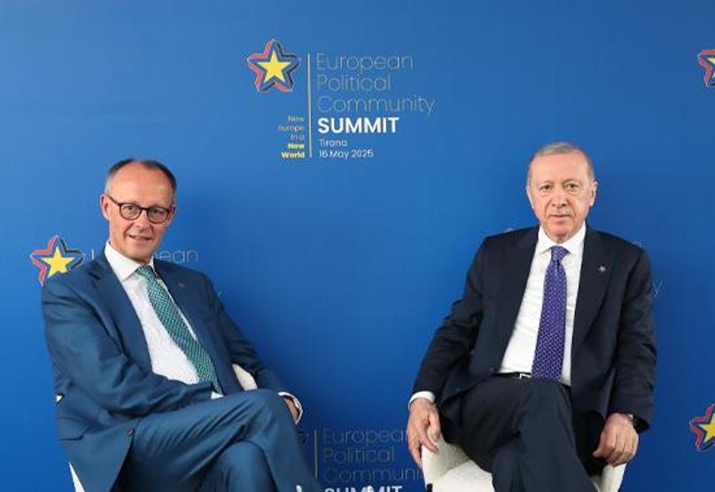 Erdoğandan Arnavutlukta önemli mesajlar Diplomasi trafiği