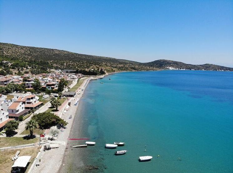 EGENİN İNCİSİ İZMİRİN EN GÜZEL PLAJLARI İnce altın rengi kumu, sığ ve berrak denizi ile adeta cennet