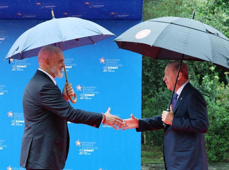 Erdoğandan Avrupaya net mesaj: Ukraynada barış için kritik dönemeç