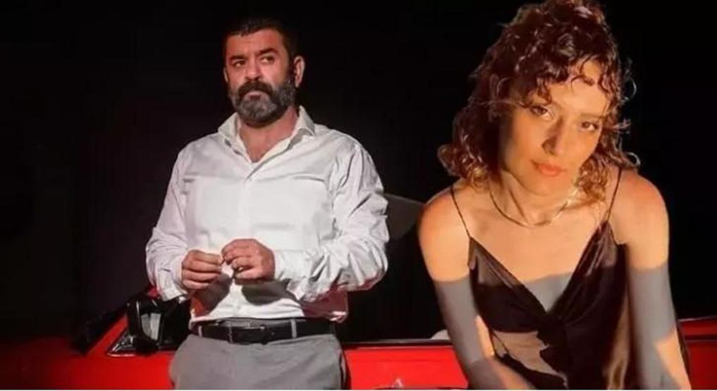 Bülent Şakrak aşk pozlarını paylaştı