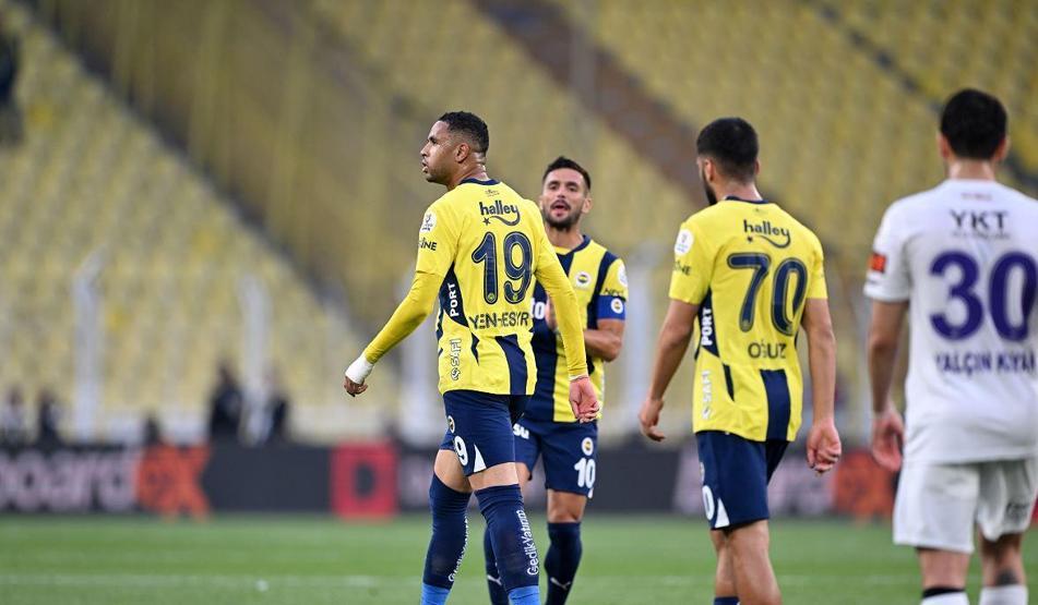 En-Nesyri’den taraftara tepki: Sizi duymuyorum