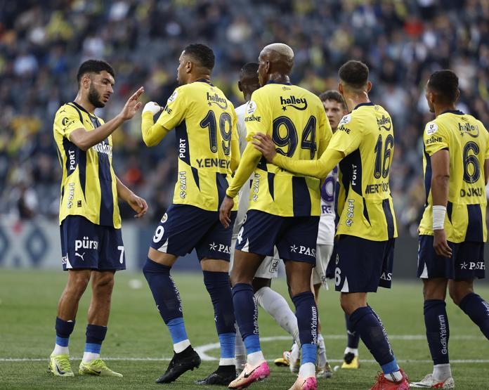 Jose Mourinhodan Galatasaraya olay sözler Musleranın penaltısına tepki...