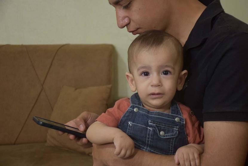 SMAlı Abbasın annesi: Lütfen elimizden tutun