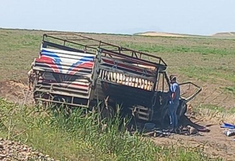Diyarbakır’da korkunç olay Baba ve oğlu, elleri bağlandıktan sonra kamyonetin içinde ateşe verildi