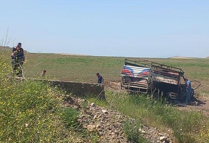 Diyarbakır’da korkunç olay Baba ve oğlu, elleri bağlandıktan sonra kamyonetin içinde ateşe verildi
