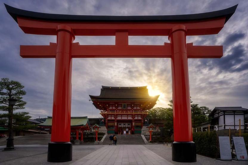 Japonyanın dilek ve şükran simgesi: Fushimi Inari Tapınağı