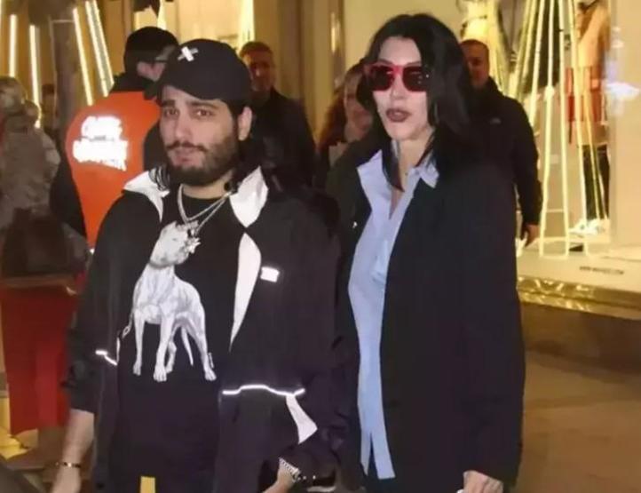 19 yaş küçük rapçiyle aşk yaşıyor Turnayı gözünden vurdum