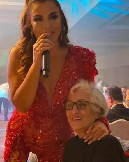 Aslı Hünel ve Saruhan Hünelin acı günü Biricik annemiz hakkın rahmetine kavuştu