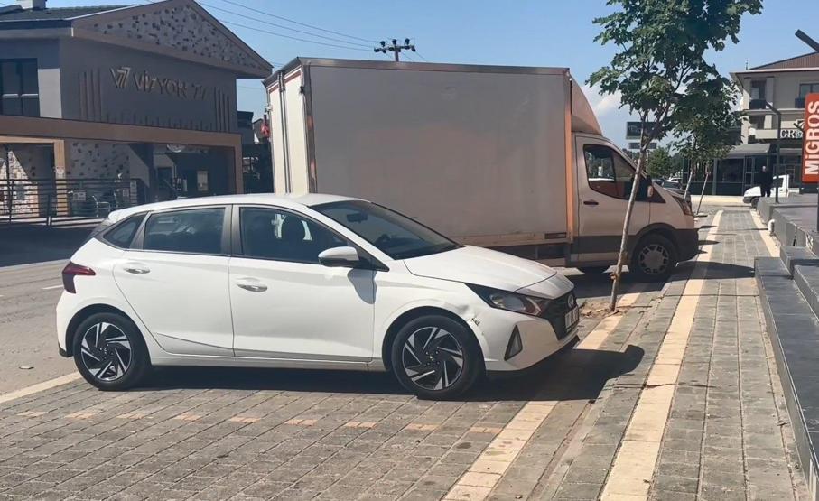 Yalovada korkunç olay Lise öğrencisi otomobilin altında kaldı