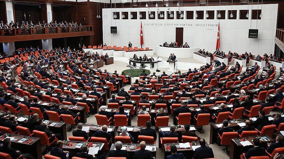 ANKARA BUNLARI KONUŞUYOR: İSTİFALAR BEKLENİYOR ‘Siyasetin tansiyonu yaza rağmen artacak’