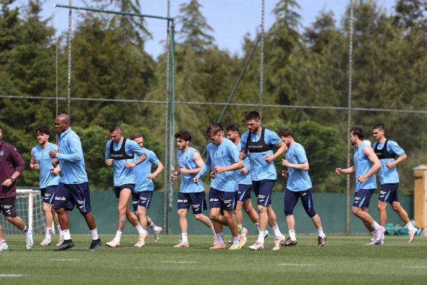 Trabzonspor, Karadeniz derbisine hazırlanıyor Samsunspor