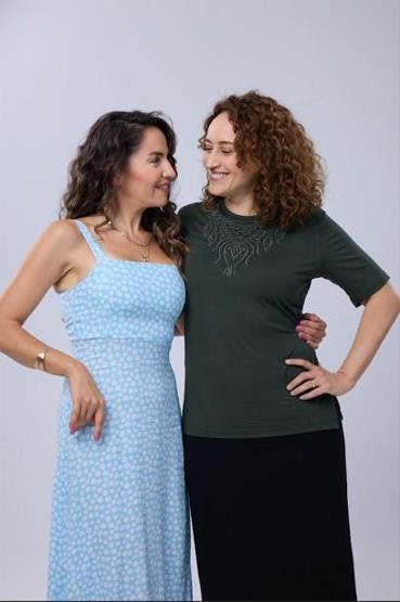 “GÜLMEK İÇİN SICAK BÜFE İZLESİNLER”