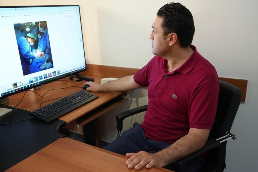 Anne karnındaki sıvı karaciğeri koruyor