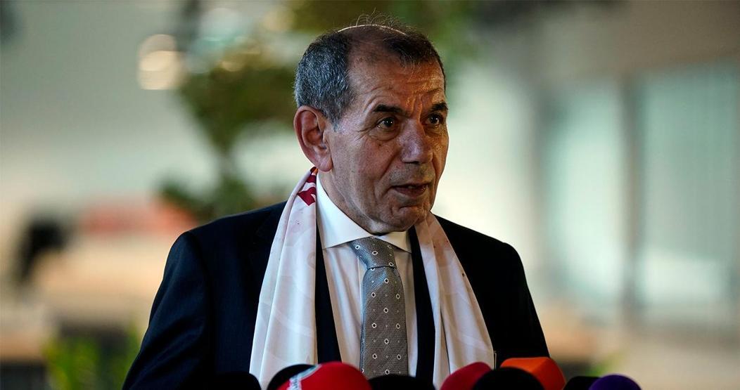 Galatasarayda transfer bitmiyor Orta sahaya iki isim daha geliyor...