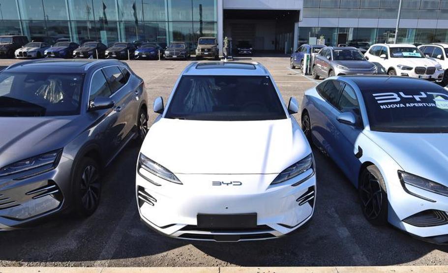 Avrupada ilk Musk’a büyük Çin şoku: BYD satışları Tesla’yı geçti..