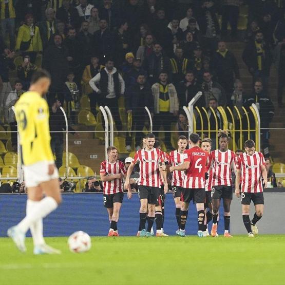 Kadıköyde Fenerbahçeyi yakmıştı Galatasaray yıldız futbolcunun peşine düştü...