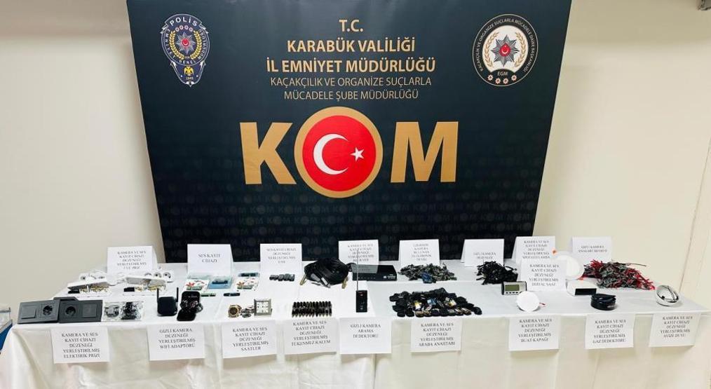 Büyük skandal ortaya çıktı Kalem, elektrik prizi, saat, garaj kumandası... Tüm Türkiyeyi izlemiş