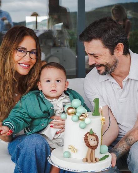 2. KEZ BABA OLUYOR Ahmet Kuralın eşi Çağla Gizem Kural hamile