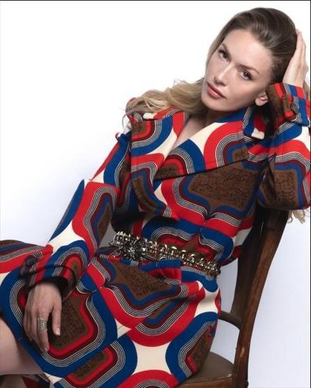 GENÇ KIZLARA ROL MODEL OLDU
