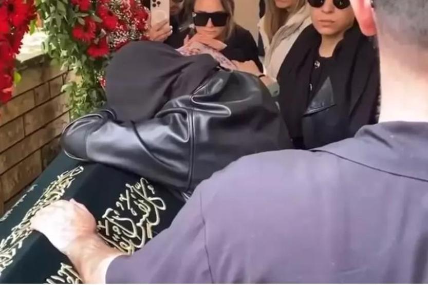 Ablasının Kaybıyla Sarsılan Simge Sağın’dan Yürek Burkan Paylaşım