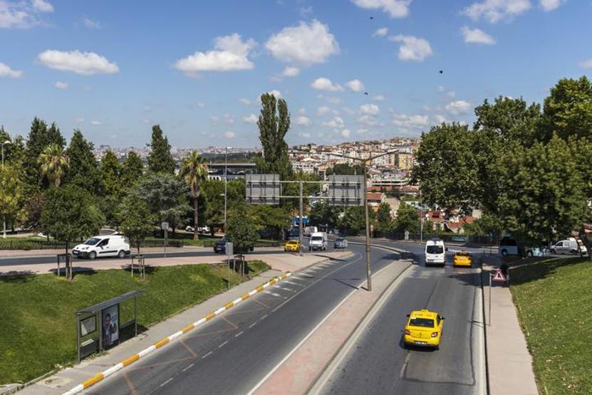 Dikkat İstanbulda bugün bazı yollar trafiğe kapatılacak