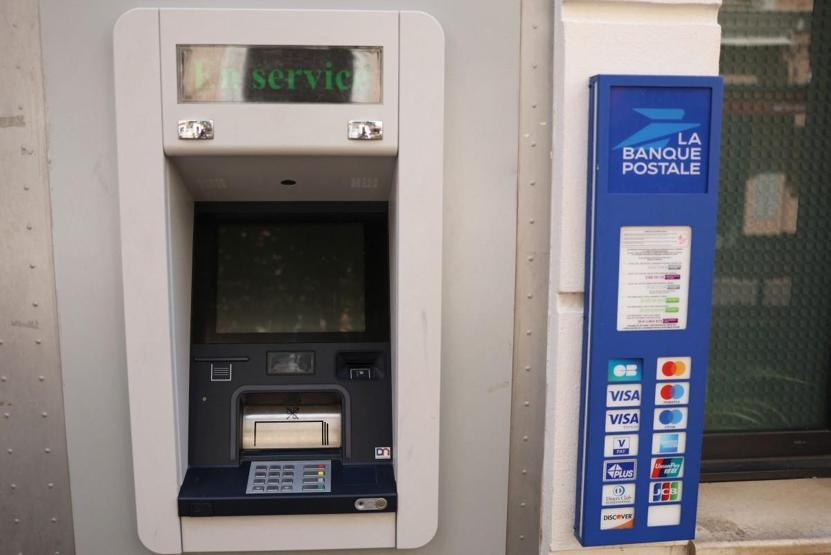Cannes’da sabotaj şüphesi: Elektrik kesintisi bu kez Fransa’yı vurdu Trafik lambaları, ATM’ler devre dışı kaldı…