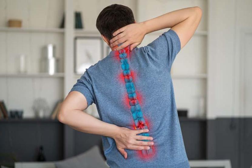 Bel Fıtığı Görülme Yaşı 15e Düştü Gençlerde Bel Fıtığının Artmasının En Büyük Nedeni