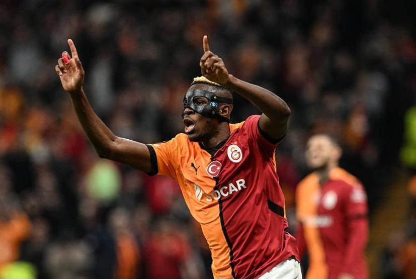 Galatasaraya kötü haber Victor Osimhende sona doğru: 3 yıllık imzayı atacak