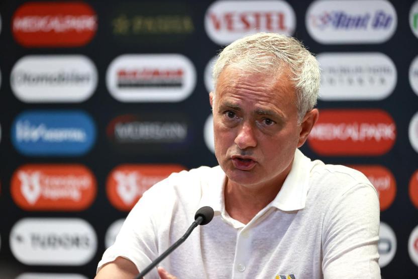 Fenerbahçe Teknik Direktörü Jose Mourinho: Başkan bana güveniyor