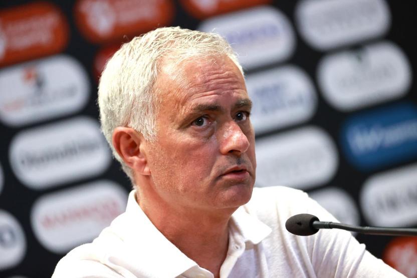 Fenerbahçe Teknik Direktörü Jose Mourinho: Başkan bana güveniyor