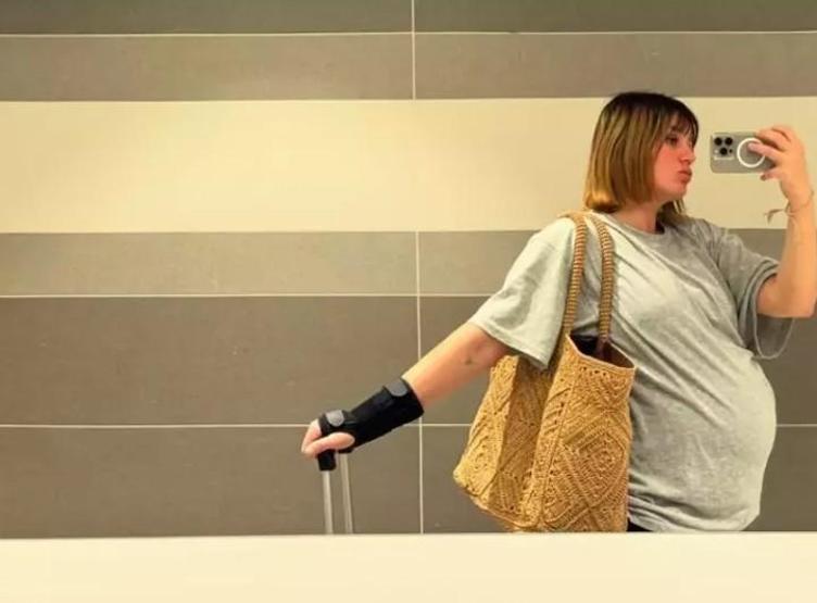 Gizem Karaca İlk Kez Anne Olmaya Hazırlanıyor: Yeni Hamilelik Pozlarıyla Göz Kamaştırdı