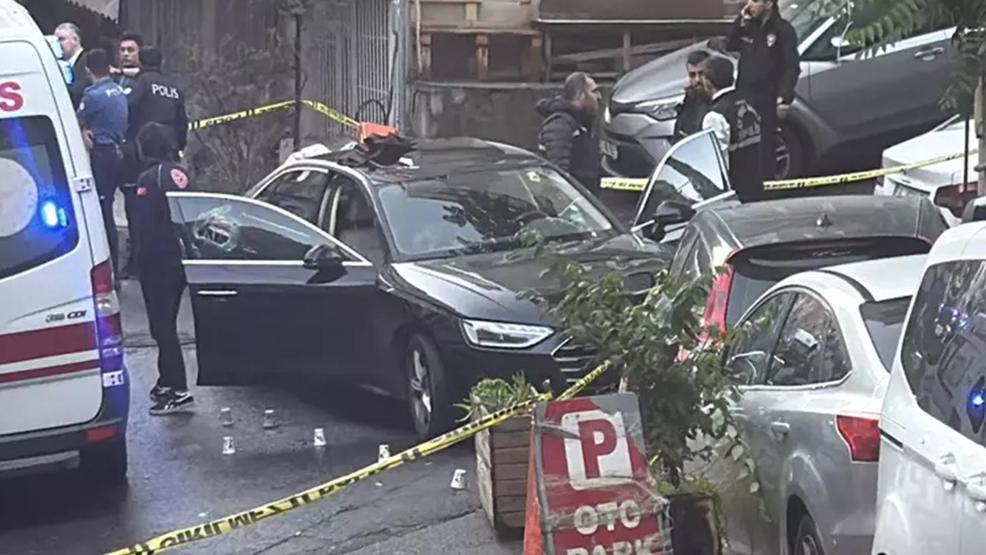 Sokak ortasında infaz Pusu kurup otomobile kurşun yağdırdılar: 1 ölü