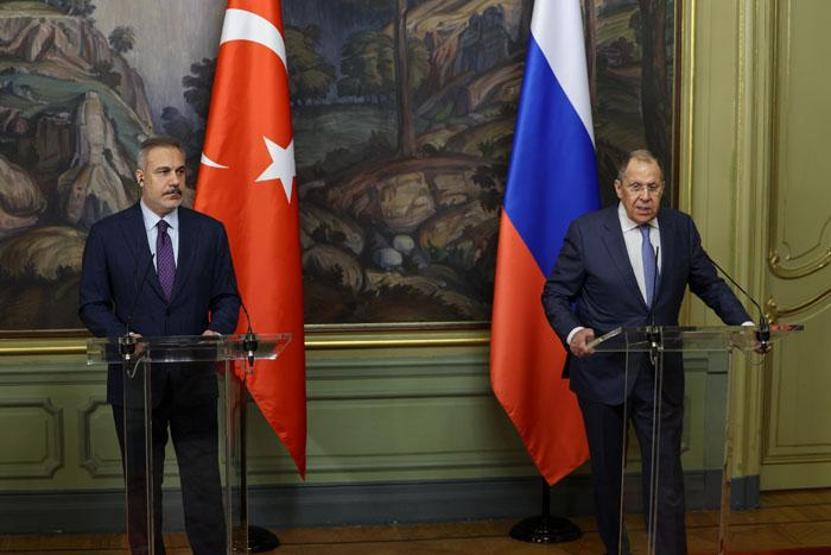 Moskovadan dünyaya net mesaj: Barışın adresi İstanbul