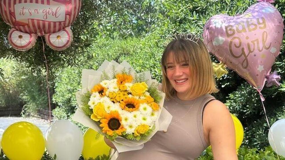 Anne olmak için gün sayıyor Gizem Karaca bebeğinin cinsiyetini açıkladı