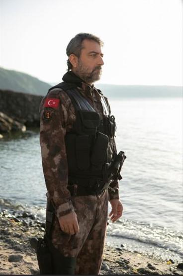 ‘CEVHER İZLEYİCİYİ NEFESSİZ BIRAKACAK’