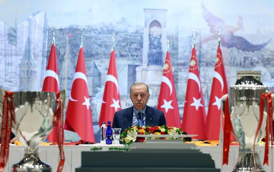 Cumhurbaşkanı Erdoğan, Süper Lig şampiyonu Galatasarayı kabul etti