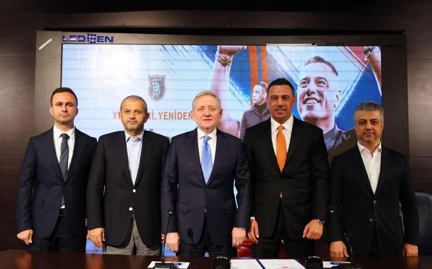 Başakşehir’de Çağdaş Atan, 2 yıl daha…