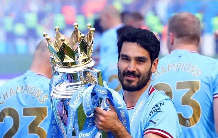 İlkay Gündoğan, İstanbul’a geldi Transfer görüşmeleri başladı