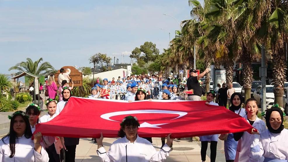 Bu da Isırganlı Dondurma 8. Samsun Yöresel Ot Yemekleri Festivaline Damga Vurdu