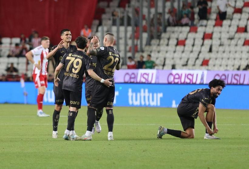 Trabzonspor, hatırlamak istemeyeceği bir sezonu geride bıraktı