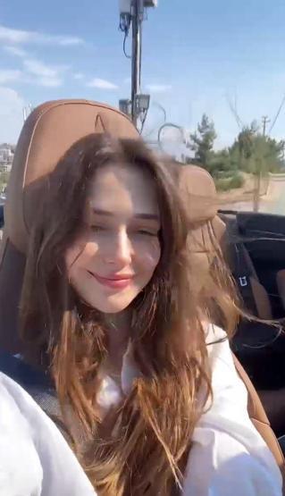Tatil paylaşımıyla gün yüzüne çıktı Kızıl Goncaların yıldızı Can Kızıltuğ ve Afra Karagöz aşk yaşıyor