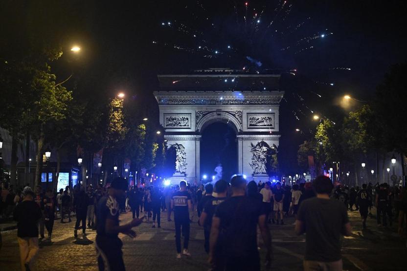 PSG şampiyon oldu, Paris yandı Fransız bakandan tepki çeken barbar paylaşımı...