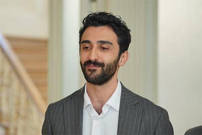 Üçüncü İsmini Sır Gibi Saklıyor Kızılcık Şerbetinin Firazı Batuhan Bozkurt Yüzgüleçten Samimi Açıklamalar: Doğum Tarihim Net Değil