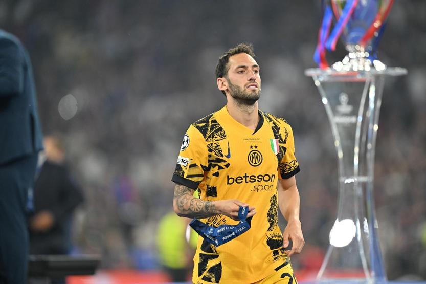 Hakan Çalhanoğlu, Şampiyonlar Liginde tarihe geçti İşte finale çıkan Türklerin karnesi...