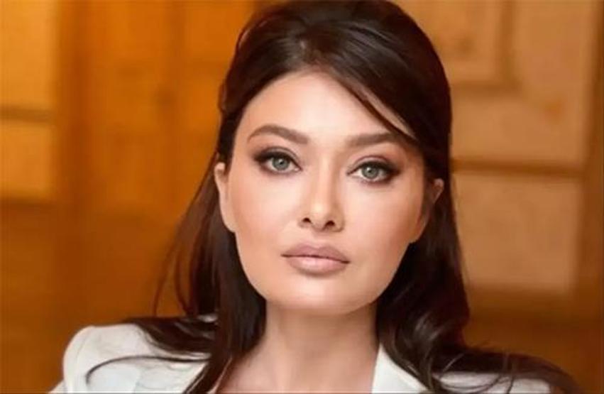 Nurgül Yeşilçay fena dalga geçti O akıma katılanları böyle tiye aldı