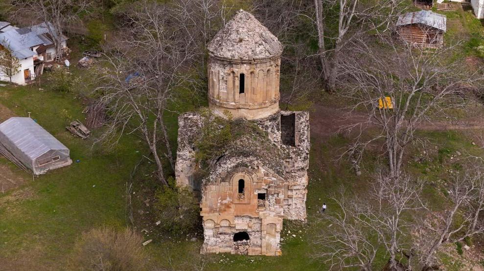 Doğayla İç İçe Konumu ve Tarihi Dokusuyla Öne Çıkıyor Rabat Manastırına Ziyaretçi Akını