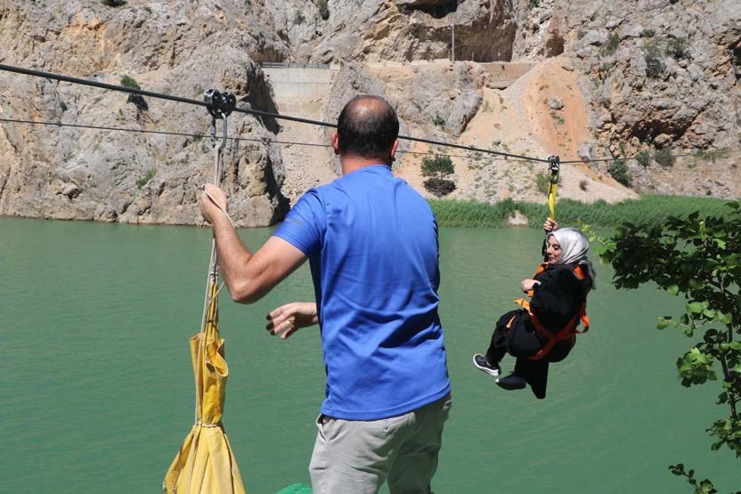 Macera Tutkunlarının Yeni Rotası Erzincan Dünyanın İkinci Büyük Kanyonu, Zipline Ve Tekne Turu Sevenlerin Vazgeçilmezi Oldu